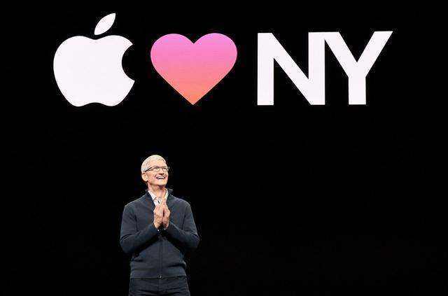 库克称最爱橙色新iPhone库克称最爱橙色新iPhone，色彩与科技的完美融合
