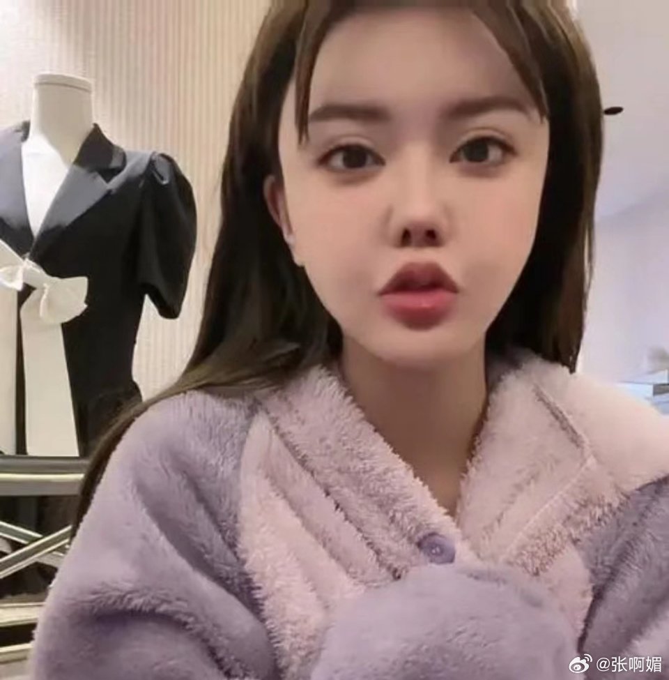 韩安冉承认买假货韩安冉承认买假货，诚信与消费者权益的反思